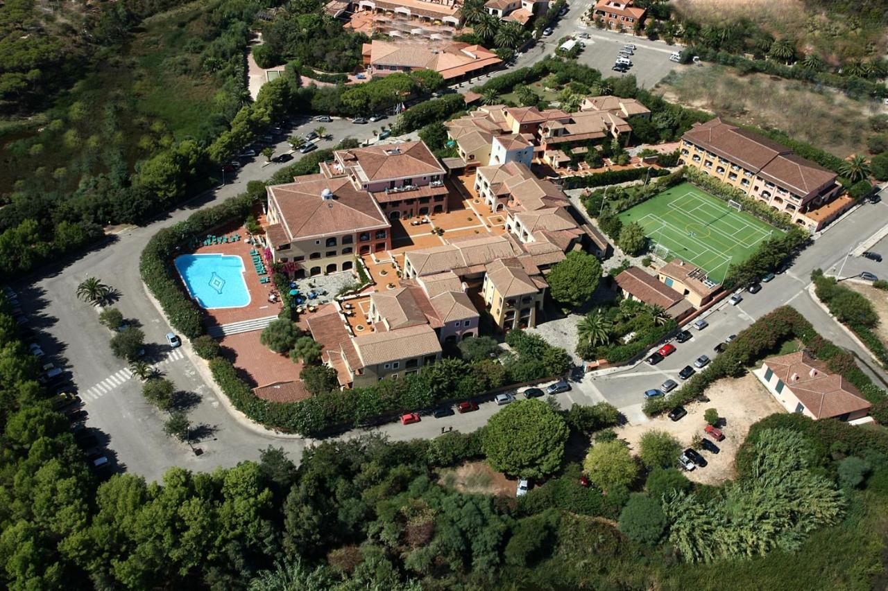 Nicolaus Club Torre Moresca Orosei Exteriör bild