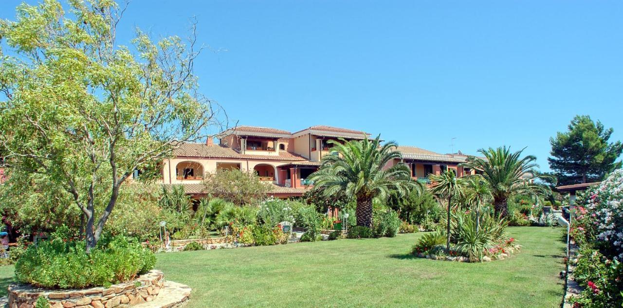 Nicolaus Club Torre Moresca Orosei Exteriör bild